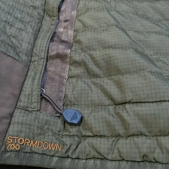 Women's Eddie Bauer Stormdown 700 Olive Quilted Vest - Picture 7 of 15